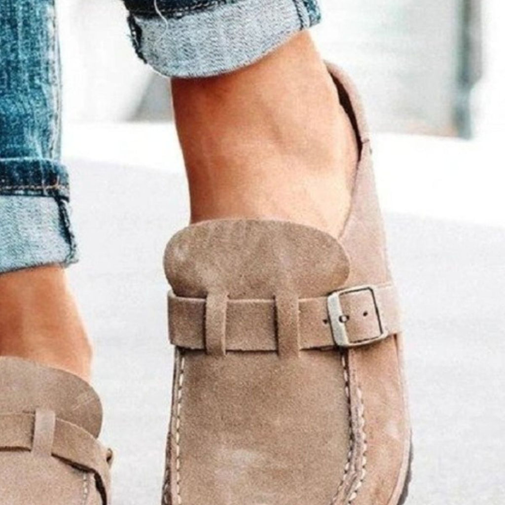 Round Toe Low Heel Buckle Loafers Trendsi