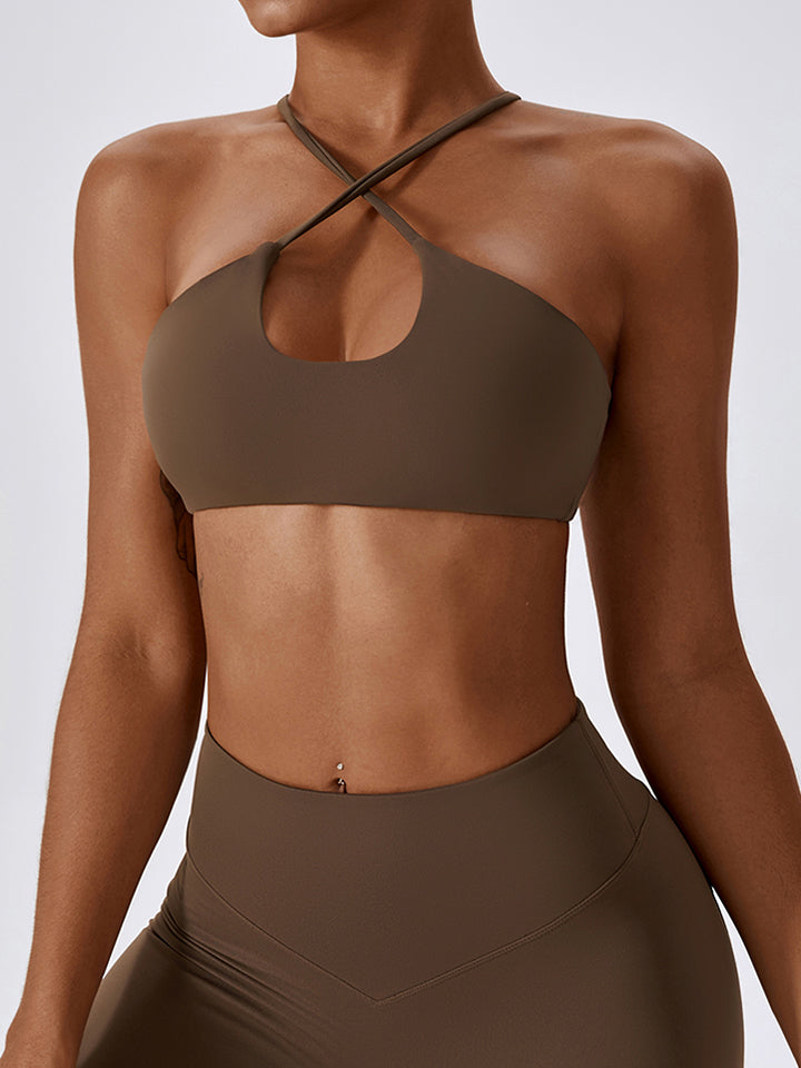 Cropped Halter Neck Sports Bra Trendsi