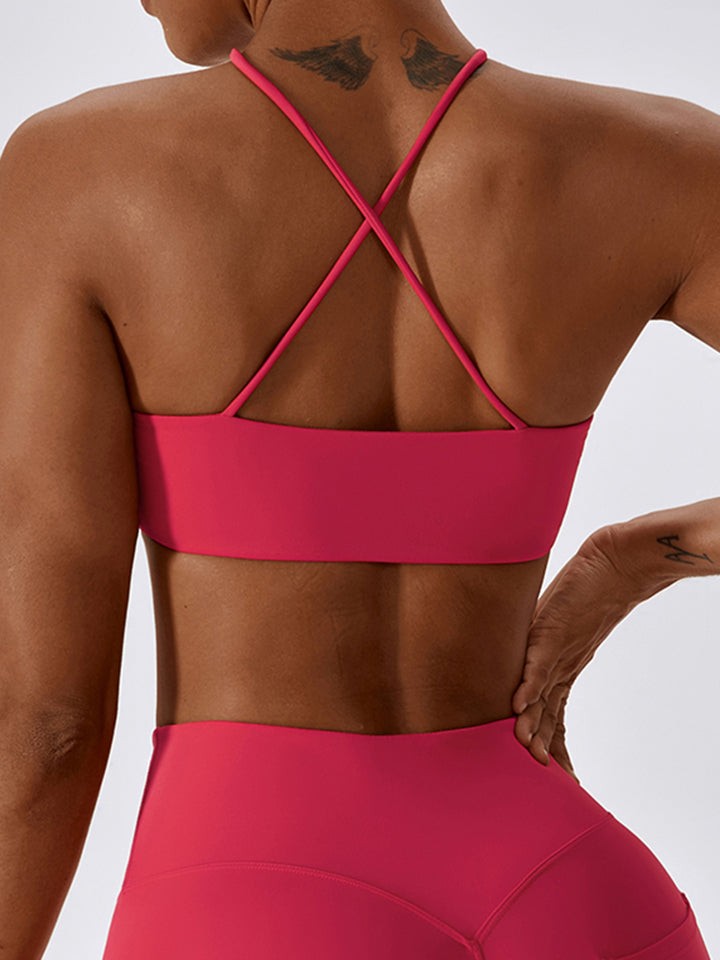 Cropped Halter Neck Sports Bra Trendsi