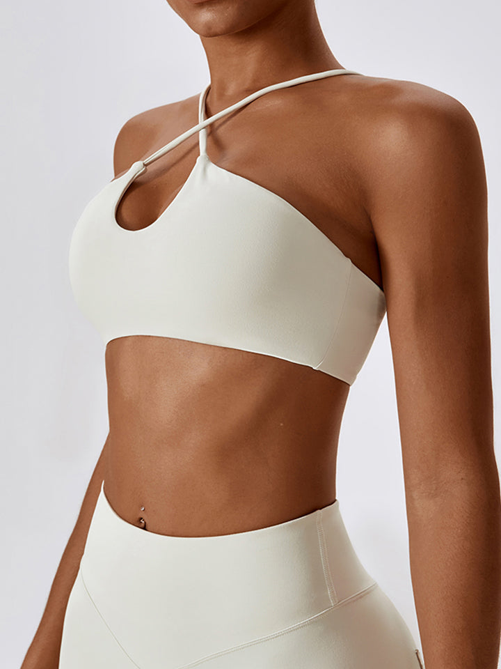 Cropped Halter Neck Sports Bra Trendsi